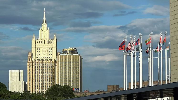 Bộ Ngoại giao Nga: Việc các nước NATO và EU giữ tàu là hành vi tống tiền trên biển