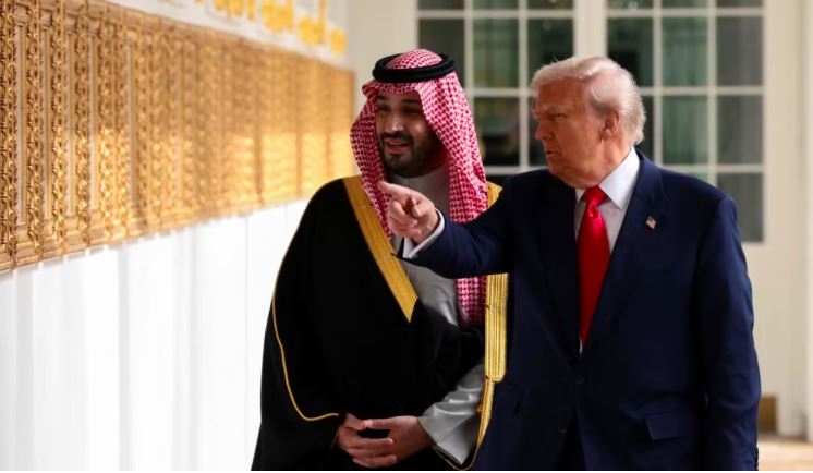 Tổng thống Mỹ Trump phê duyệt thỏa thuận hạt nhân, bước ngoặt với đồng minh Trung Đông