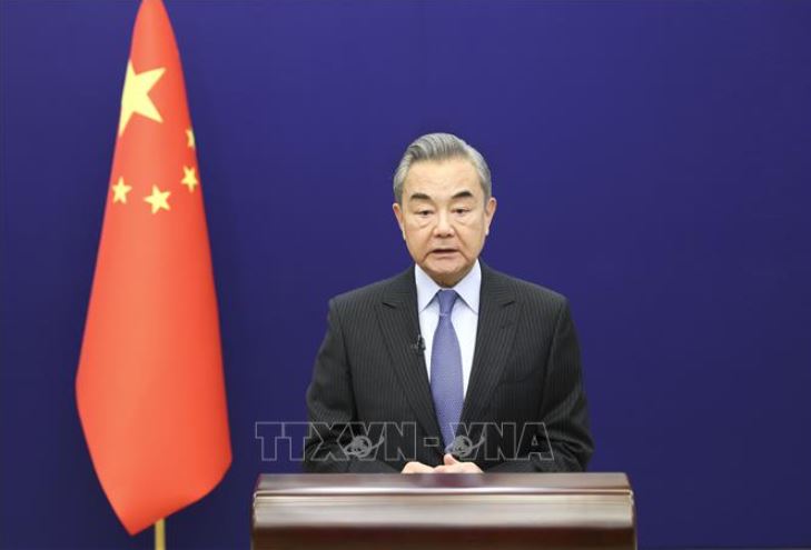 Ngoại trưởng Trung Quốc lên tiếng về chuyến thăm của ông Trump giữa chiến sự Iran