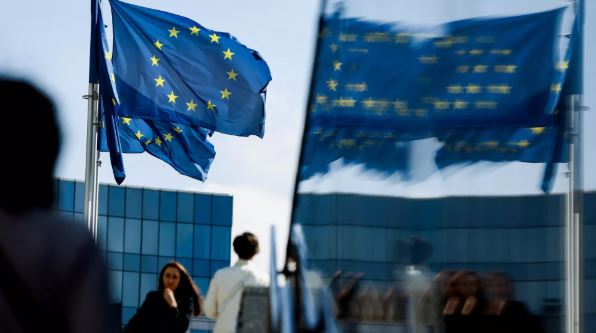 Chính trị gia Pháp tiết lộ những gì ẩn sau lời đe dọa của EU đối với Nga