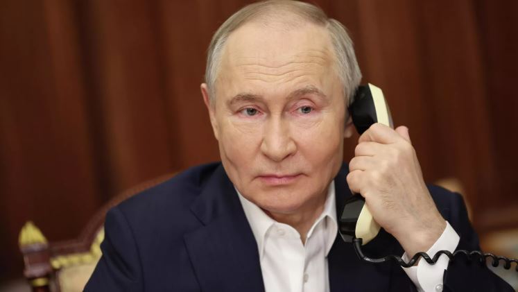 Tổng thống Nga Vladimir Putin đã có cuộc điện đàm với Tổng thống Iran Masoud Pezeshkian