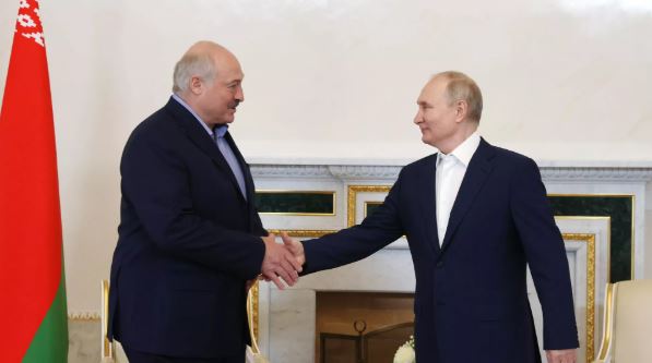 Tổng thống Lukashenko nói về xung đột tại Ukraina: Belarus sẽ tiếp tục ủng hộ Nga