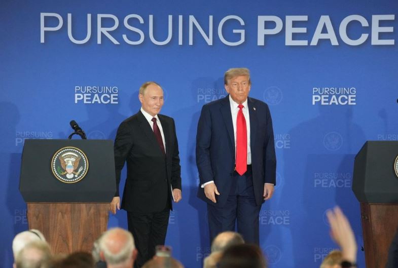 WSJ: Tổng thống Trump đặt cược vào 'ngoại giao cá nhân' để phá vỡ bế tắc xung đột Nga - Ukraine