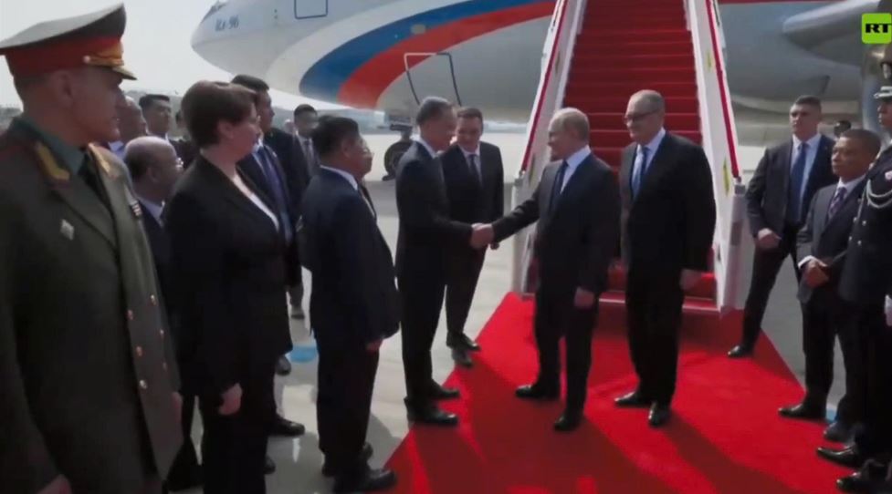 Video Tổng thống Putin đến Trung Quốc dự lễ kỷ niệm Ngày Chiến thắng