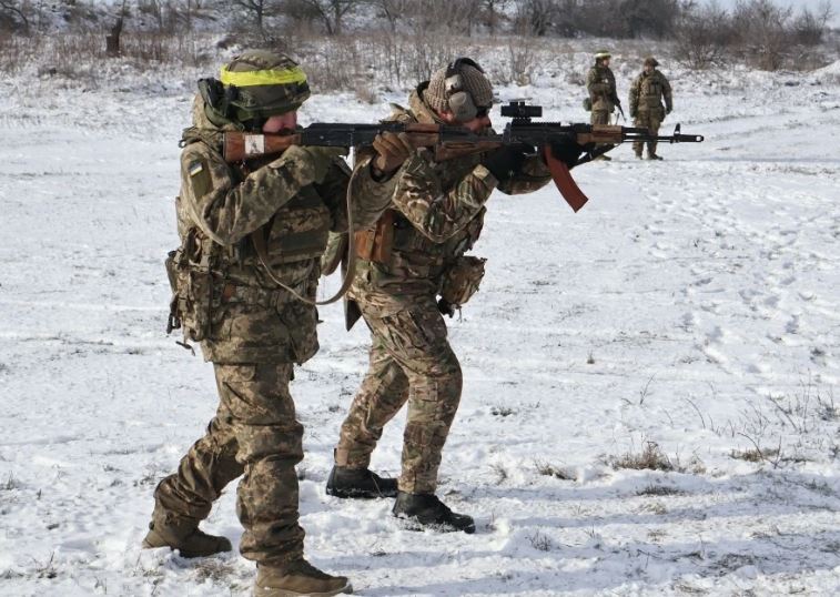 Binh sỹ Ukraine tiết lộ nghịch lý giữa bàn đàm phán và chiến hào