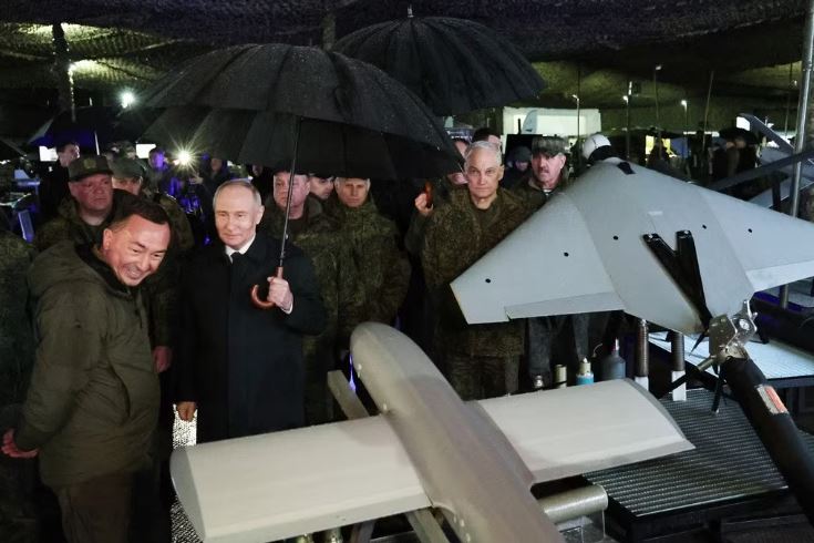 Tổng thống Putin thị sát cuộc tập trận lớn sau khi cảnh báo NATO