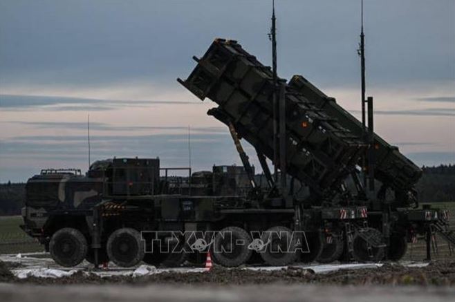 Chính quyền của Tổng thống Trump phê duyệt gói viện trợ vũ khí đầu tiên cho Ukraine