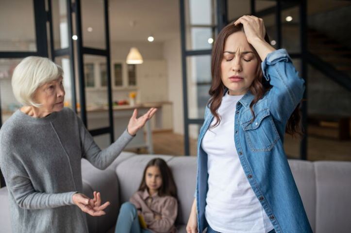 Mẹ chồng nói tu 9 kiếp mới lấy được con bà, đáp sao cho 'đã' mà không hỗn?