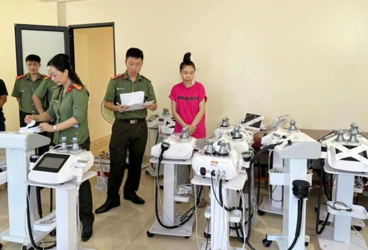 Chủ spa dùng chiêu 'tiêm giả' lừa gần 300 người, chiếm đoạt 9 tỷ đồng