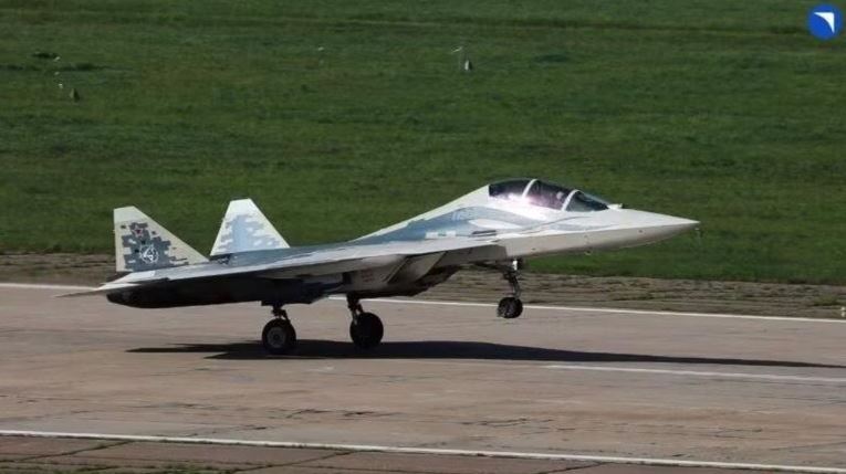 Nga công bố video đầu tiên về Su-57D: Bước tiến mới trong tác chiến và huấn luyện