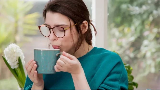 8 thói quen dinh dưỡng giúp cơ thể khỏe khoắn lúc giao mùa