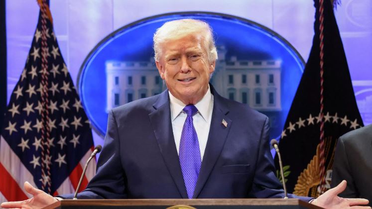 Tổng thống Mỹ Trump đe dọa phá hủy các nhà máy điện của Iran