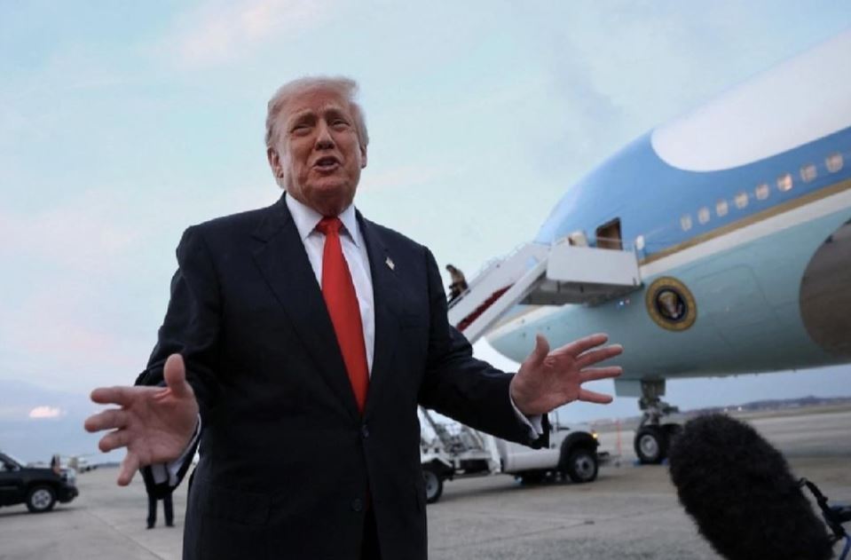 Ông Trump dọa kiện BBC, đòi bồi thường 1 tỷ USD