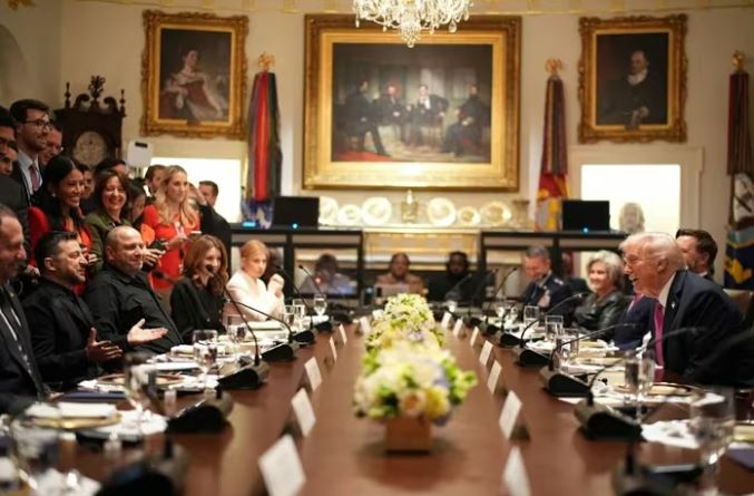 Nga và Ukraine cùng 'bật đèn xanh' cho đàm phán ba bên nhưng lại đối mặt một 'điểm nghẽn' khó gỡ