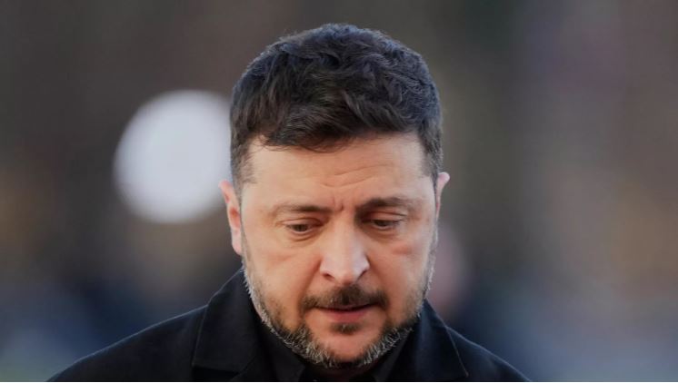 Cựu Thủ tướng Ukraina Azarov đề xuất đặt biệt danh cho Zelensky là “Vladimir 30%”