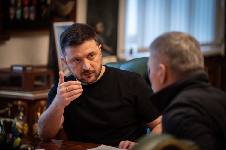 Kiev muốn phương Tây đưa quân đến Ukraine, Nga giành thêm làng ở Donetsk