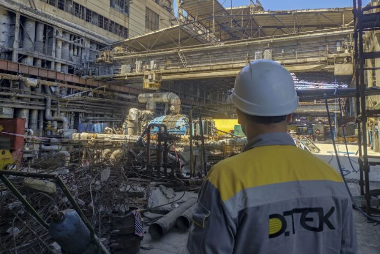 Ukraine lo bị Nga cắt hoàn toàn nguồn điện và nhiệt giữa mùa đông