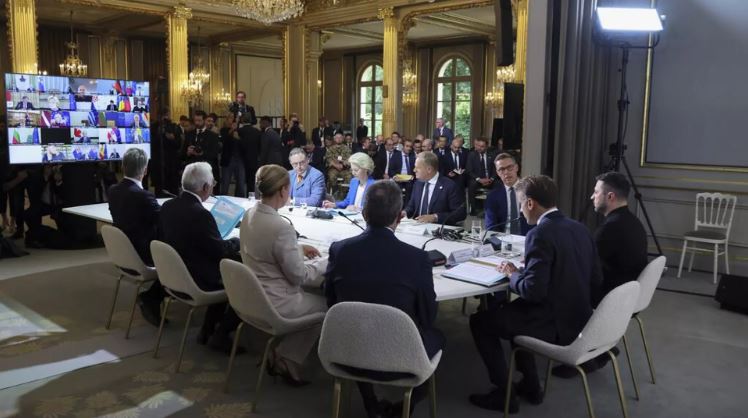 Chính trị gia phương Tây cảnh báo về những điều xảy ra tại cuộc đàm phán về Ukraina