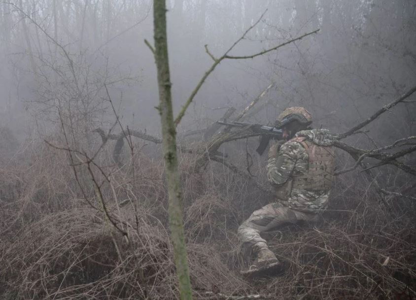 Chiến sự Nga-Ukraine 14-1: 6 tỉnh Ukraine bị không kích dữ dội; Nga cáo buộc Anh và EU ngăn cản thỏa thuận hòa bình Ukraine