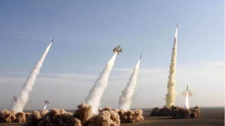 Chuyên gia cho biết điều gì cũng có thể xảy ra nếu Kiev sở hữu vũ khí hạt nhân