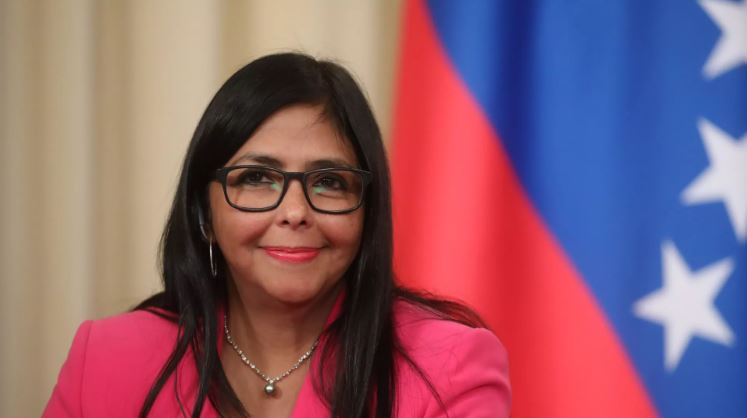 Mỹ dỡ bỏ trừng phạt đối với Tổng thống lâm thời Venezuela Rodriguez