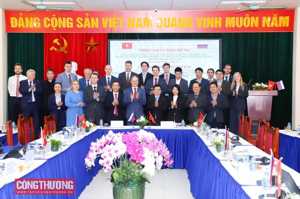 Đẩy mạnh xúc tiến công nghiệp, công nghệ và đổi mới sáng tạo giữa các doanh nghiệp Việt Nam - Nga