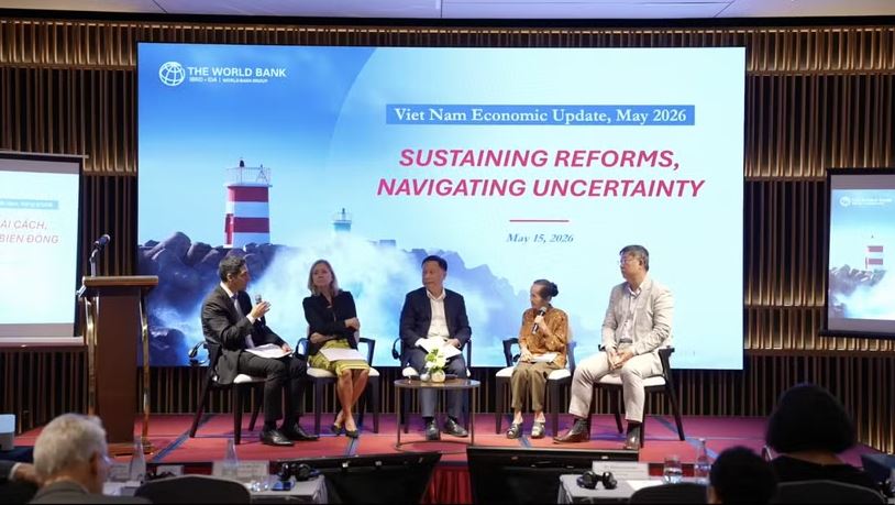 WB: Việt Nam đứng trước “thời điểm Đổi mới 2.0,” tăng trưởng vẫn dẫn đầu ASEAN