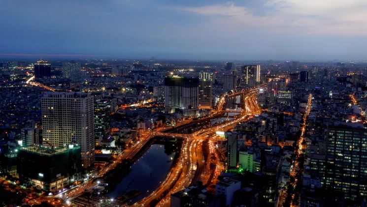 Kinh tế Việt Nam đi ngược toàn châu Á, GDP có thể đạt 7,2%