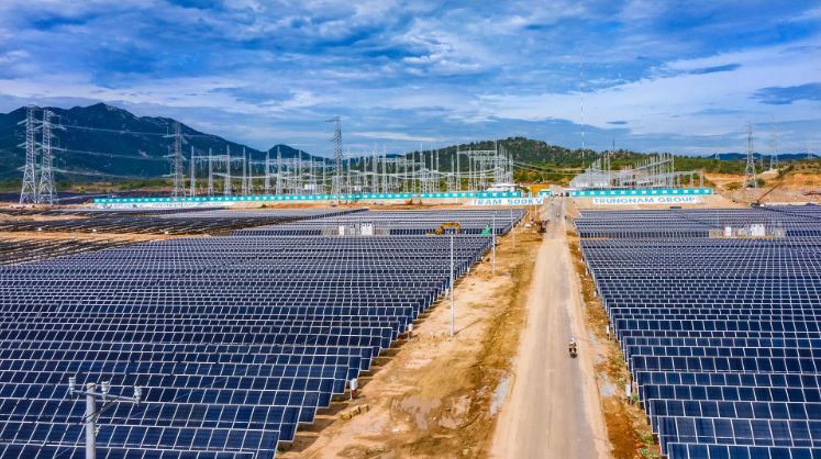 Điện mặt trời có dư để bán, nhưng chưa ai bán: Nút thắt ở đâu?