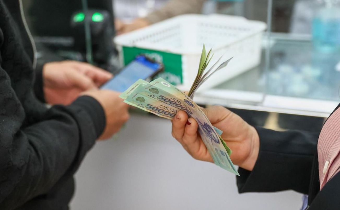 Từ hôm nay 2,5 triệu người cao tuổi Việt Nam nhận mức trợ cấp hưu trí xã hội mới