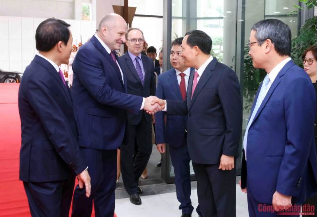 Đưa hợp tác giữa Bộ Công an Việt Nam và Bộ Tình trạng khẩn cấp Liên bang Nga lên tầm cao mới