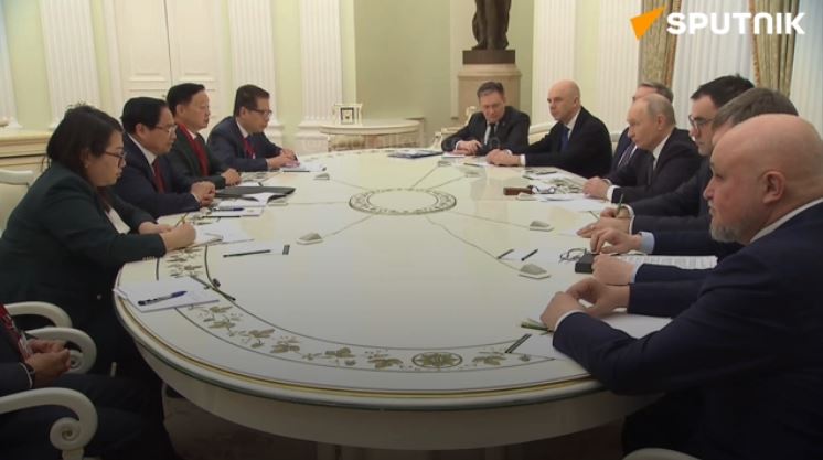 Thủ tướng Việt Nam: Ông Putin xây dựng quan hệ với Việt Nam với tầm nhìn thế kỷ