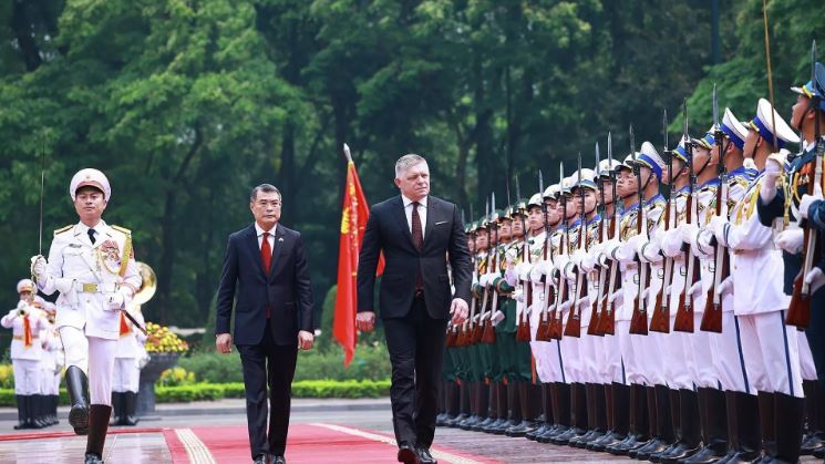 Việt Nam - Slovakia nâng cấp quan hệ Đối tác Chiến lược, trao loạt văn kiện hợp tác