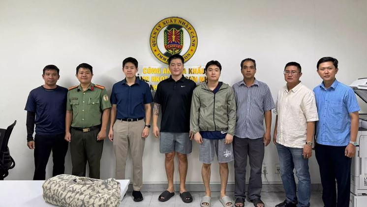 3 người bị Interpol truy lùng bị bắt ngay khi vào Việt Nam