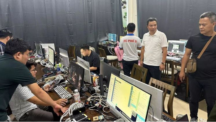 Nhóm người Trung Quốc sang Việt Nam lập đường dây lừa đảo ở Thanh Hóa
