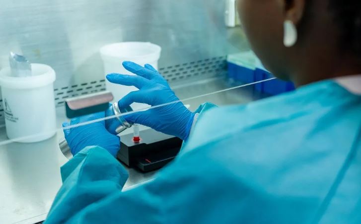 Mỹ kích hoạt phản ứng cấp độ cao nhất với dịch Ebola