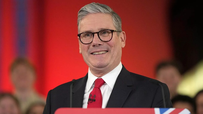 Chuyên gia kinh tế Anh dự đoán kết cục của Thủ tướng Starmer vì Nga