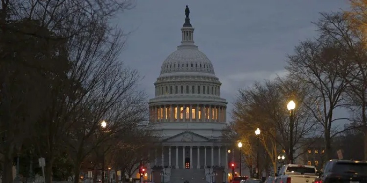 Hạ viện Mỹ phê chuẩn dự luật ngăn Chính phủ phải đóng cửa ngay lúc nửa đêm