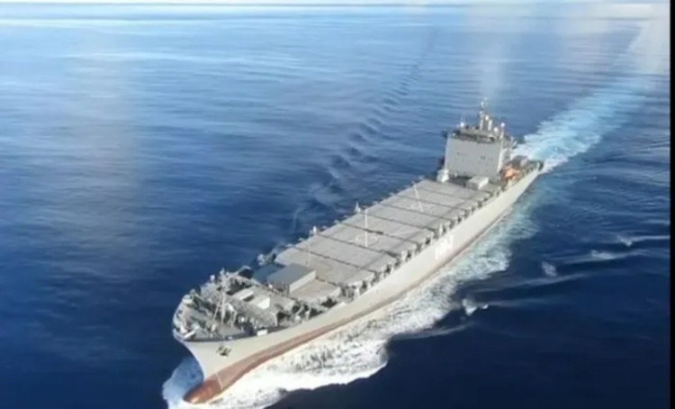 Ba tàu sân bay UAV của Iran bất ngờ xuất hiện