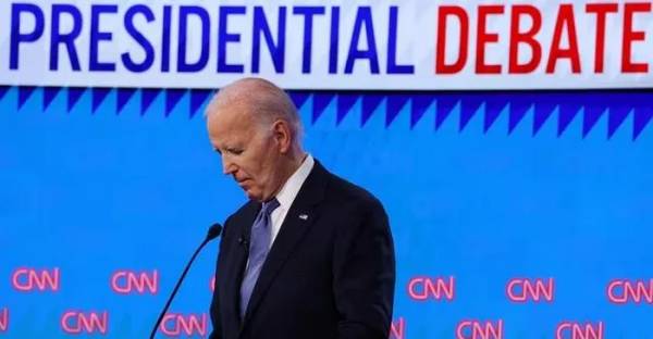 Tổng thống Biden nói mình 'gần như ngủ quên' tại buổi tranh luận