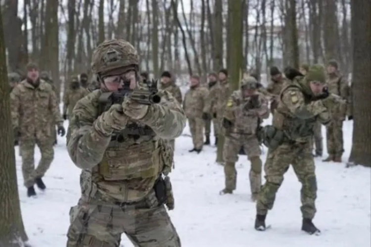Lầu Năm Góc không phản đối Ukraine tấn công vào tỉnh Kursk của Nga