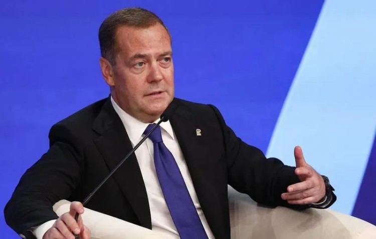 Ông Medvedev: Cựu Tổng thống Trump đã chiến thắng
