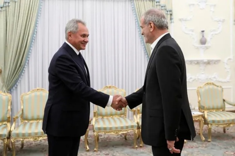 Iran chờ điều gì mà chưa hành động đáp trả vụ ám sát ở Tehran?