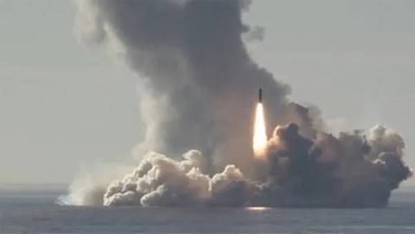 Cận cảnh tên lửa đạn đạo liên lục địa RSM-56 Bulava của Hải quân Nga