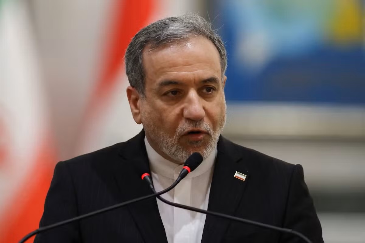 Iran cảnh báo 'sẽ dạy cho Israel một bài học'