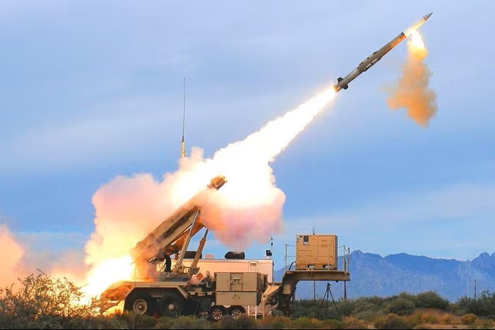 Lá chắn triệu USD rỗng ruột trước mồi nhử của Iran