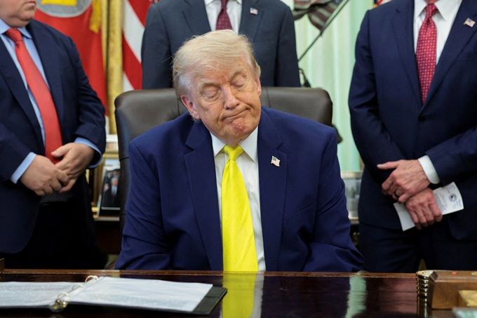 Giải mã việc ông Trump thường 'nói trước, bước không qua'