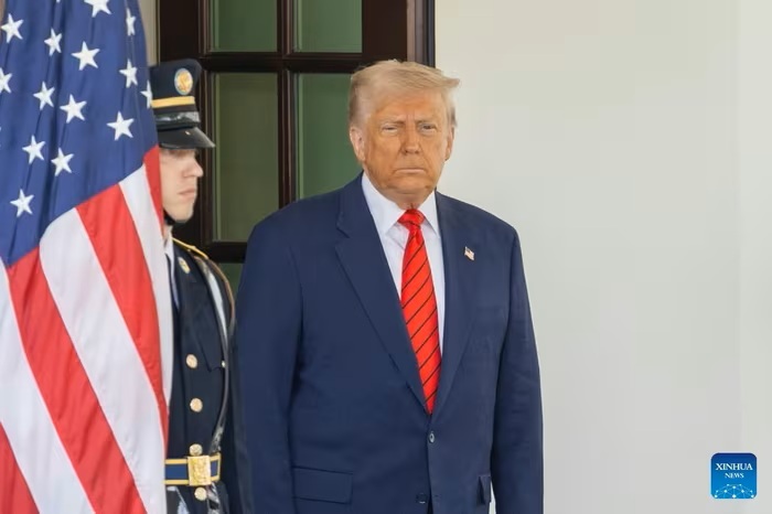 Mỹ chính thức tạm dừng tất cả đơn xin nhập cư từ 19 nước