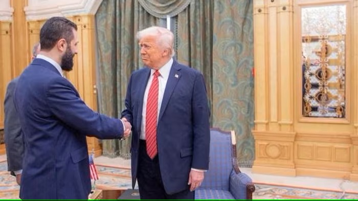 Mỹ gỡ danh sách khủng bố đối với HTS, mở đường cho hợp tác tái thiết Syria
