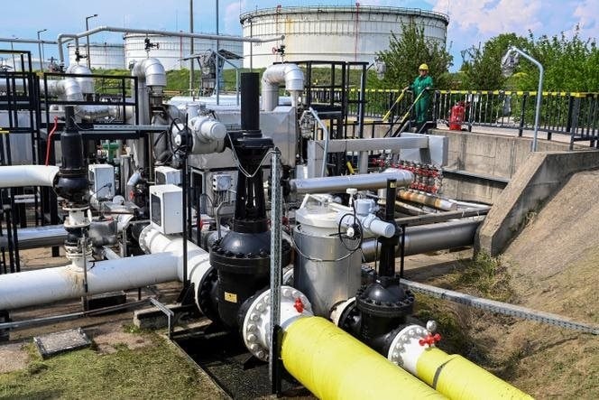 Khách 'ruột' của Moscow chuẩn bị mua 1 tỷ mét khối khí đốt từ nước láng giềng EU với giá tương đương của Nga